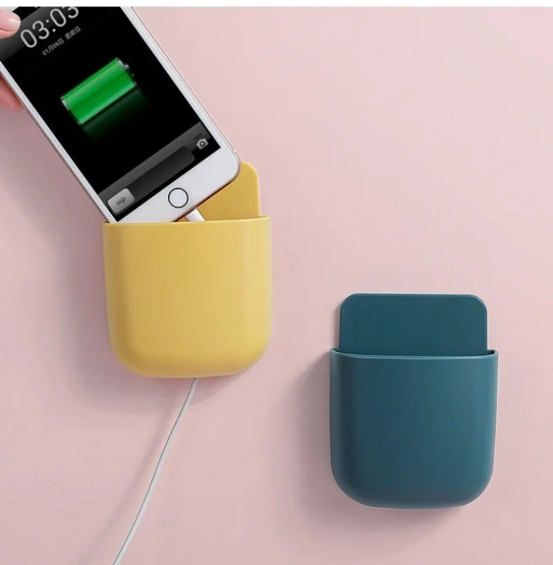 Boîte de rangement murale pour télécommandes